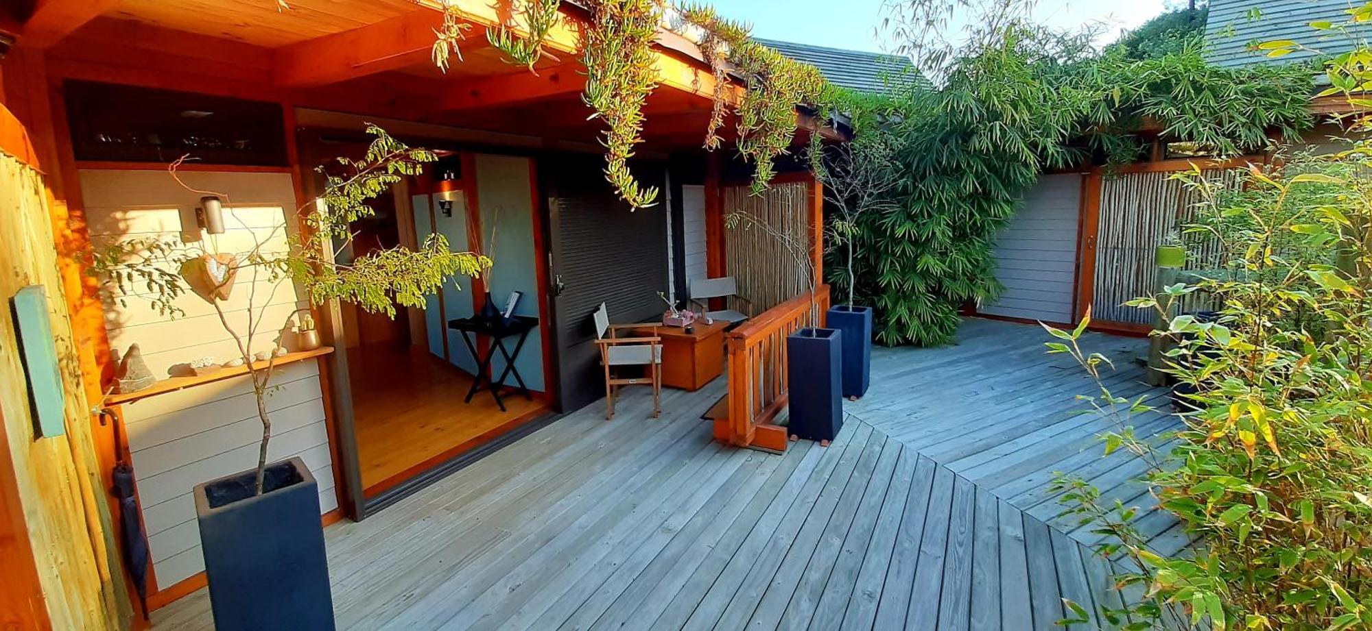 Paradise Private Zen Studios Книсна Номер фото